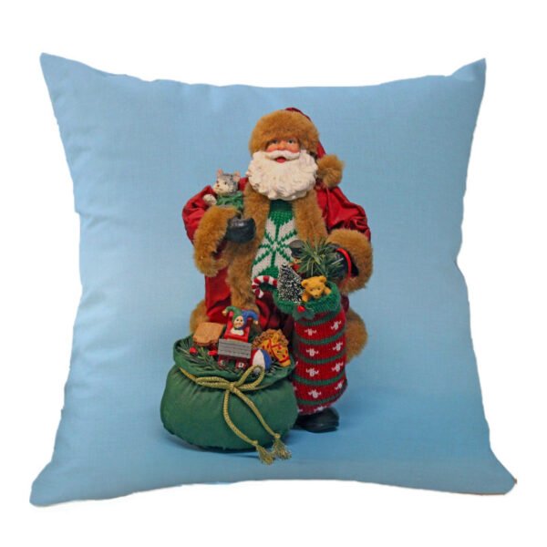 Create a Festive Atmosphere with Custom Christmas Throw Pillow Cases - Image 6